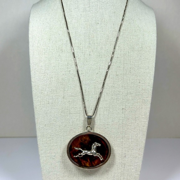 Sterling Silver 925 Horse Baltic Amber Necklace Box Italy Chain Large Pendant - Picture 2 of 10